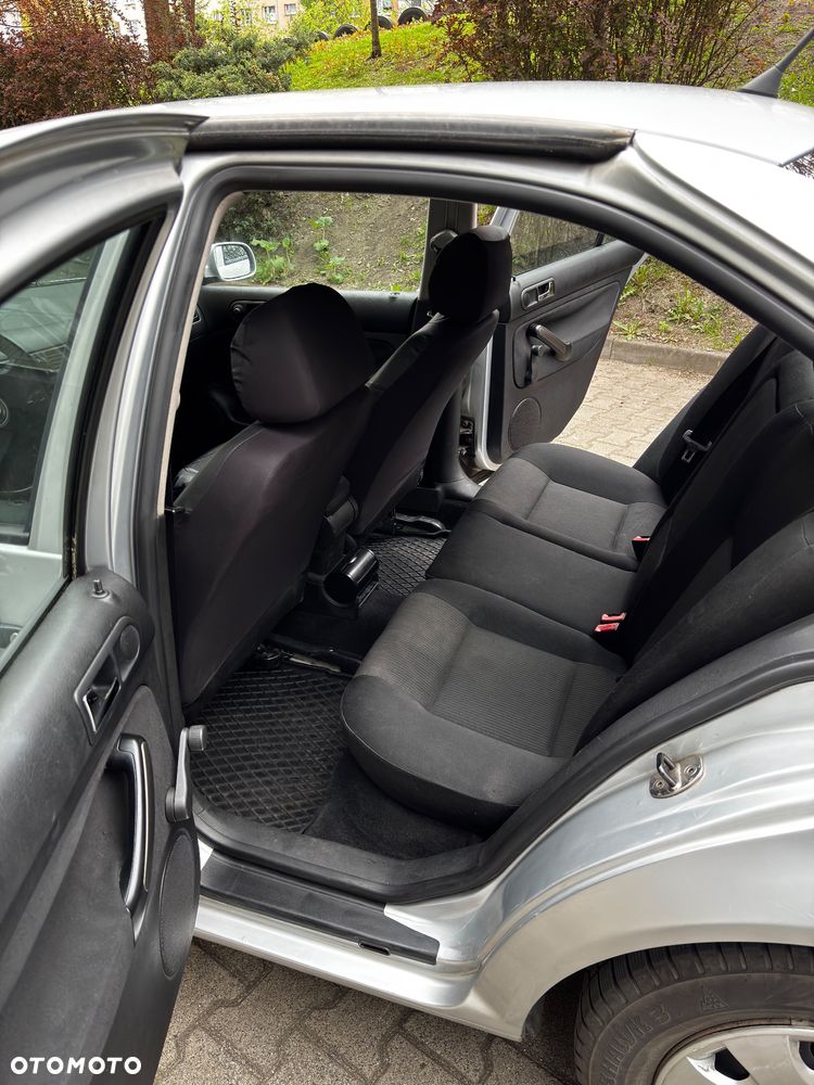 Volkswagen Bora 1.9 TDI - 8