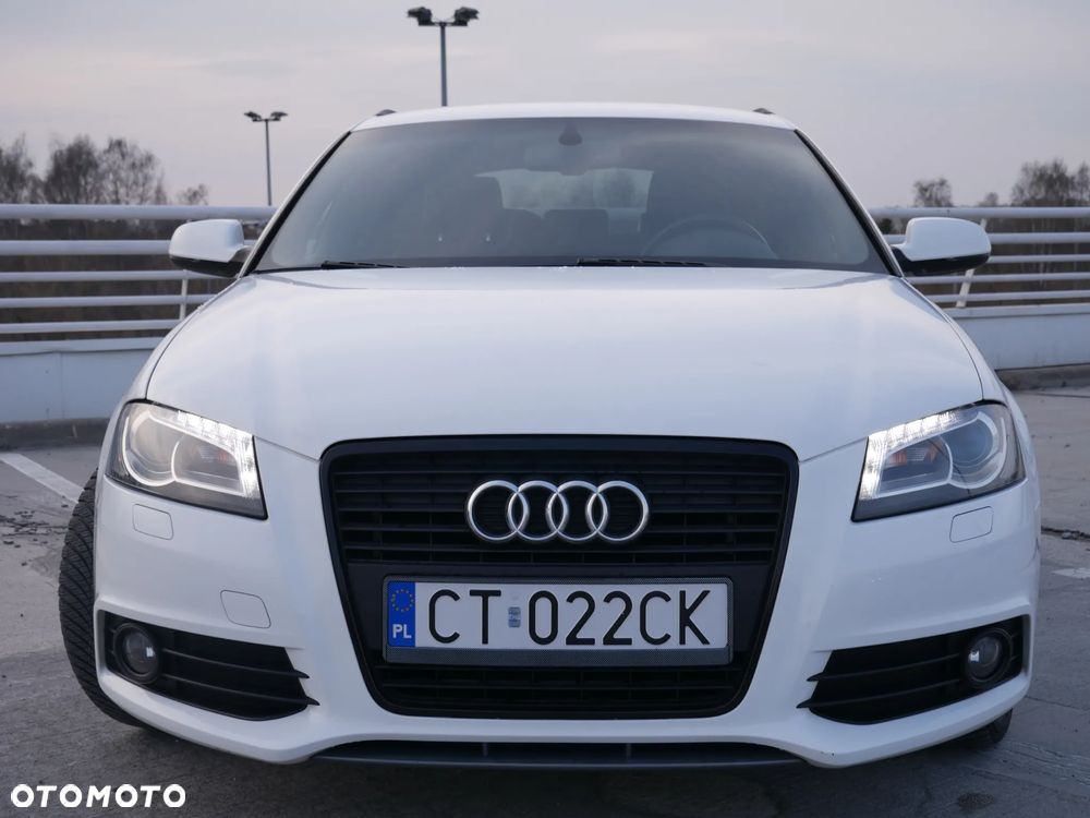 Audi A3 Sportback 1.4 TFSI S line Sportpaket (plus) - 13