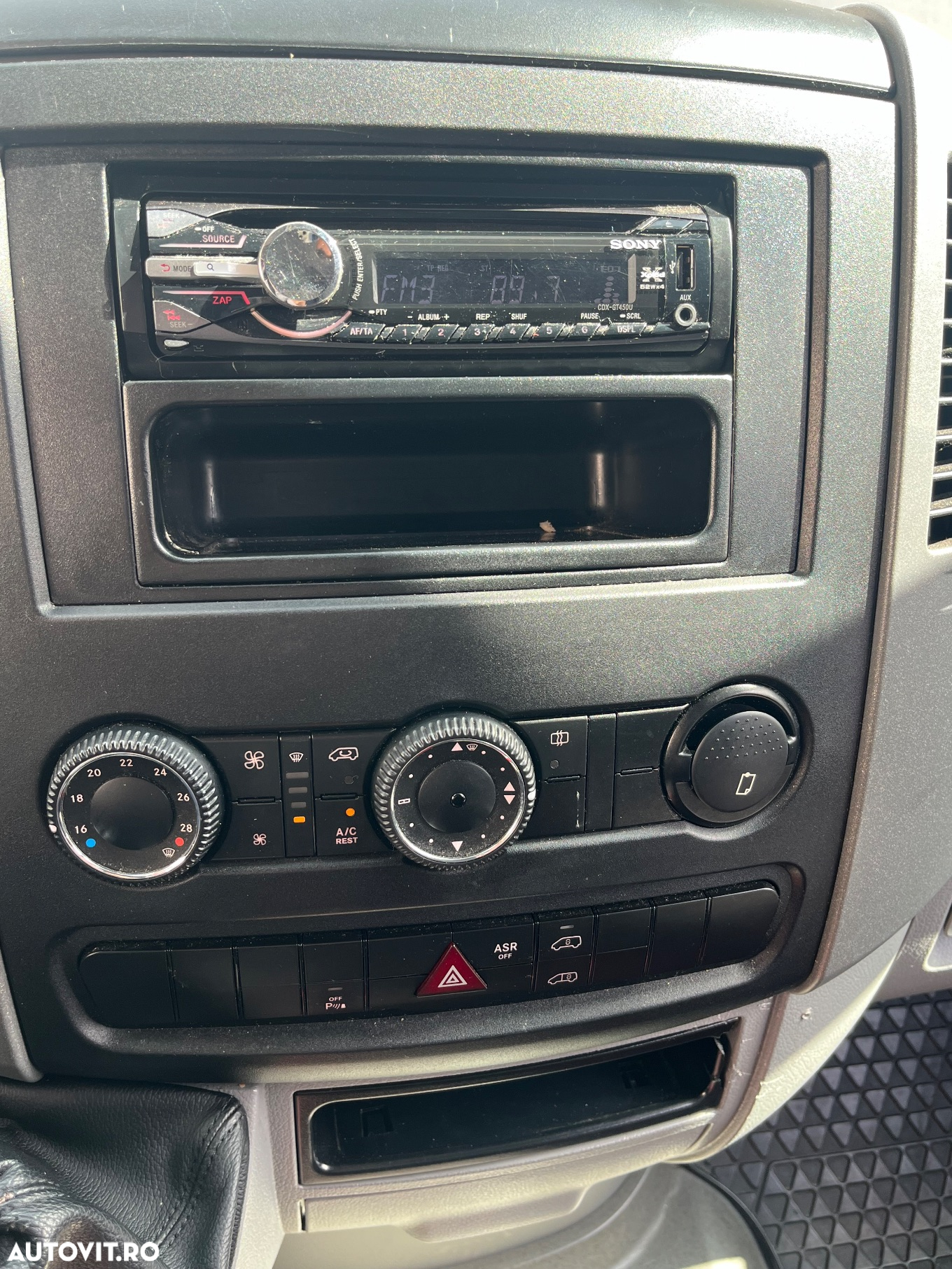 Volkswagen Crafter 50 2.0 TDI CD LWB - 3