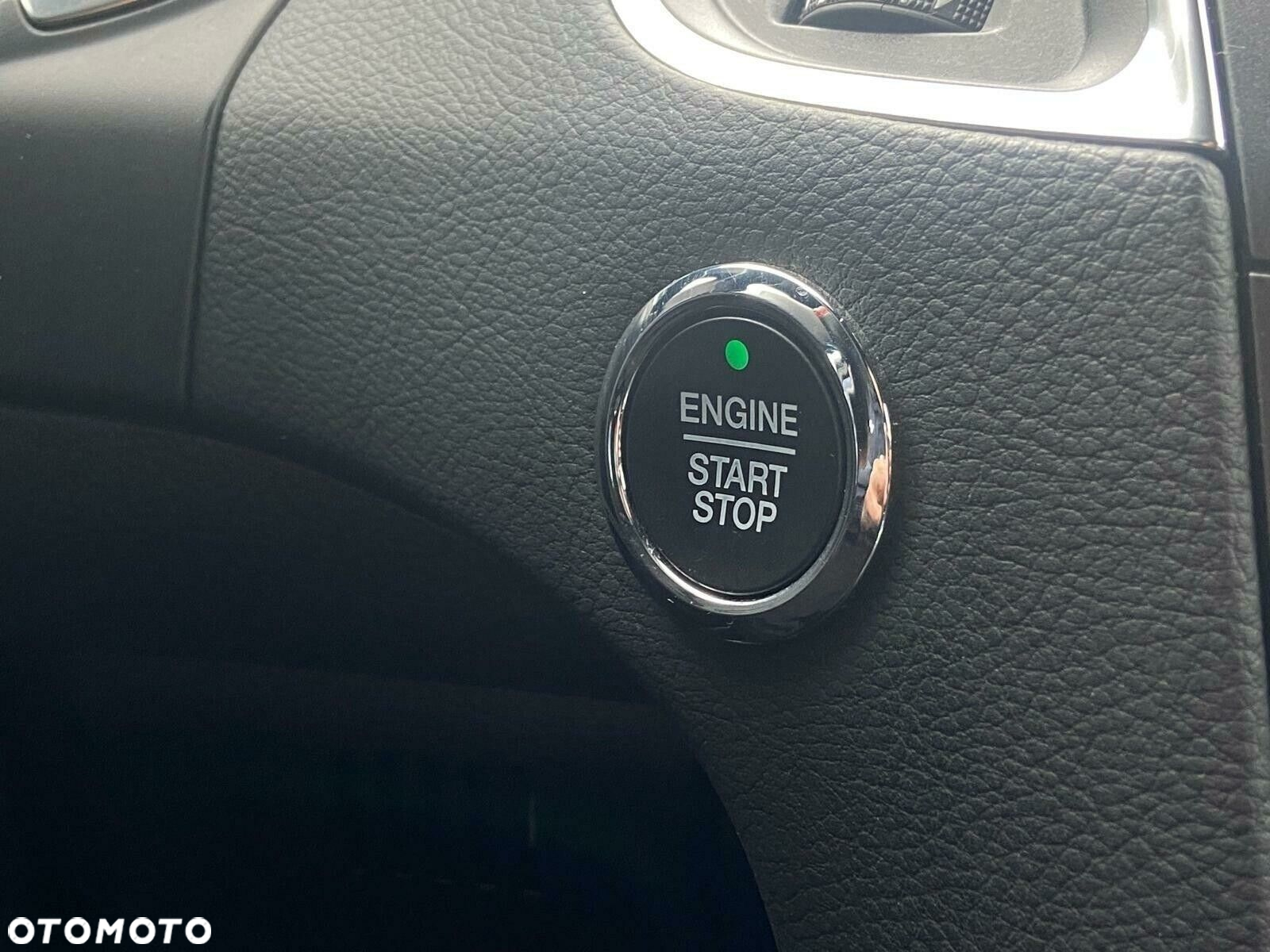 Ford S-Max - 36