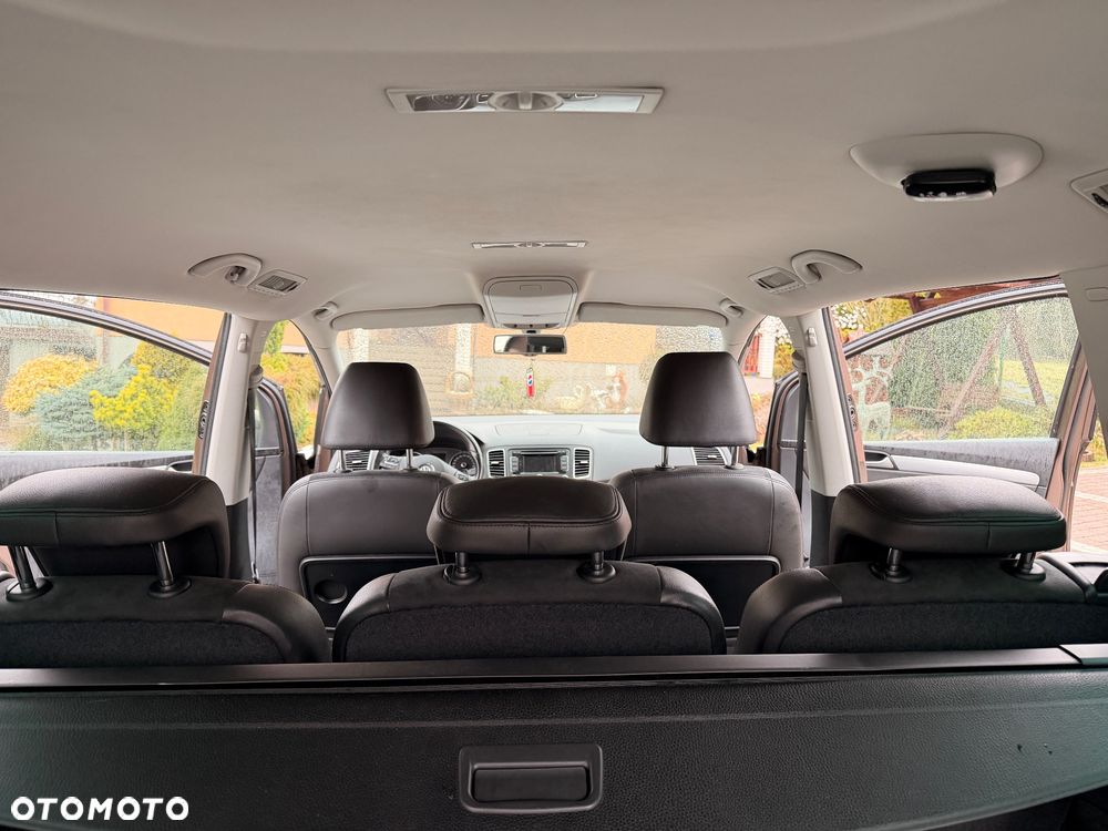Volkswagen Sharan 2.0 TDI Highline DSG - 20
