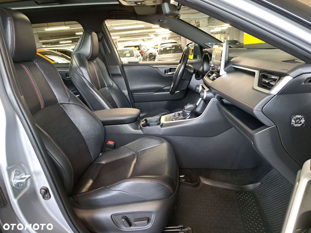 Toyota RAV4 - 17