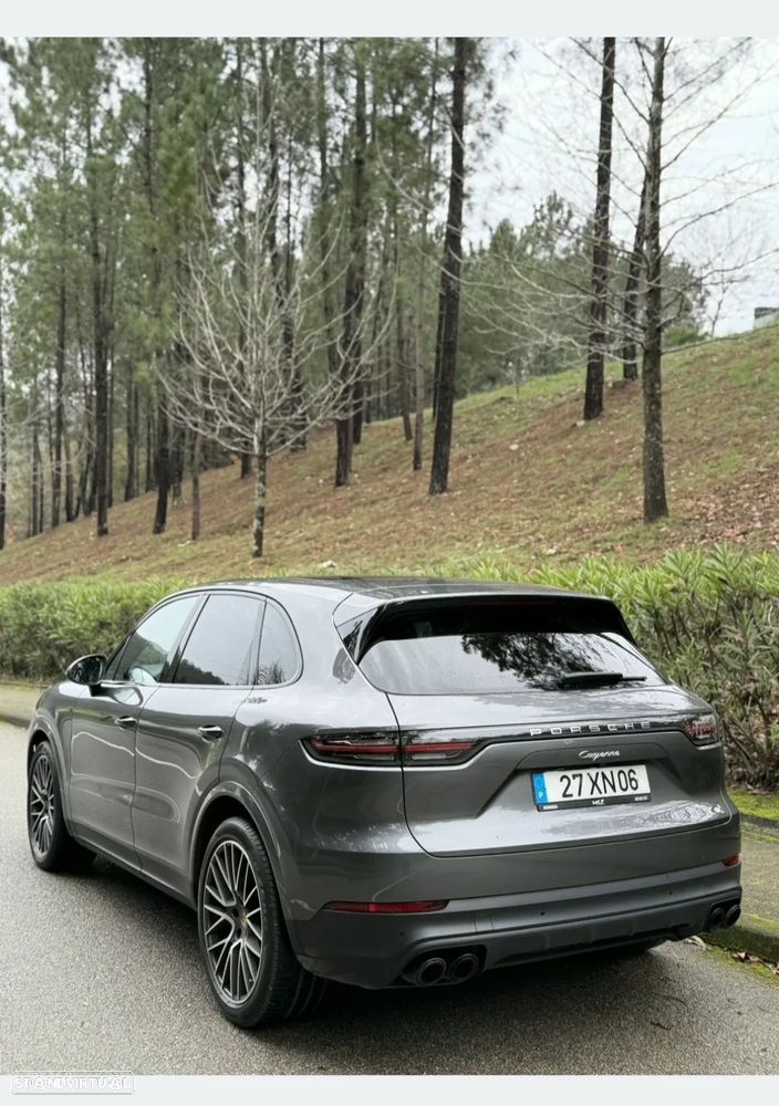 Porsche Cayenne Platinum Edition - 4