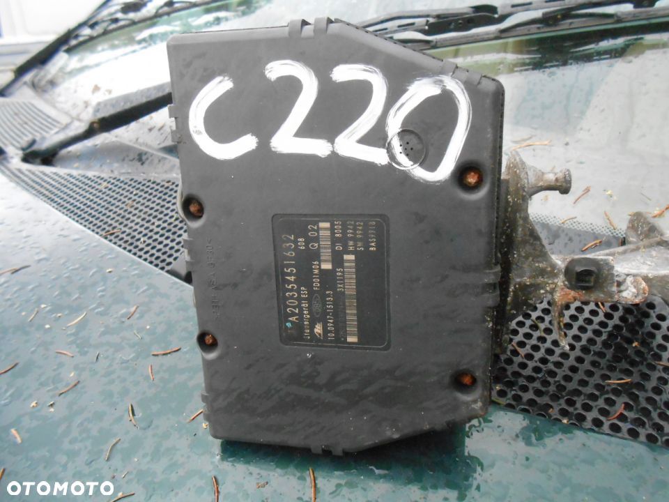 Mercedes C klasa W203 ABS A2035451632 A0044310512 - 1