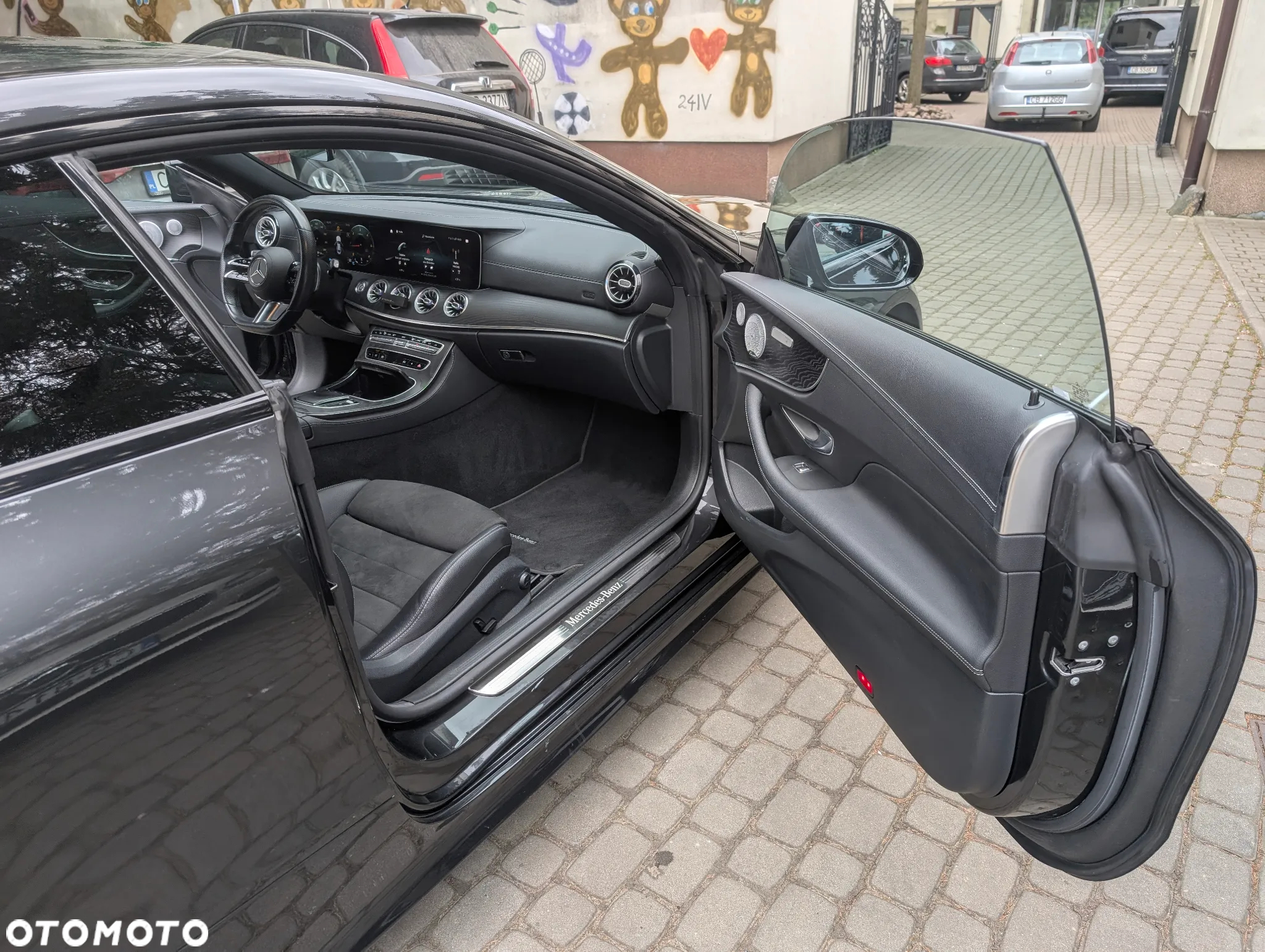 Mercedes-Benz Klasa E 220 d Coupe 4-Matic Avantgarde - 7
