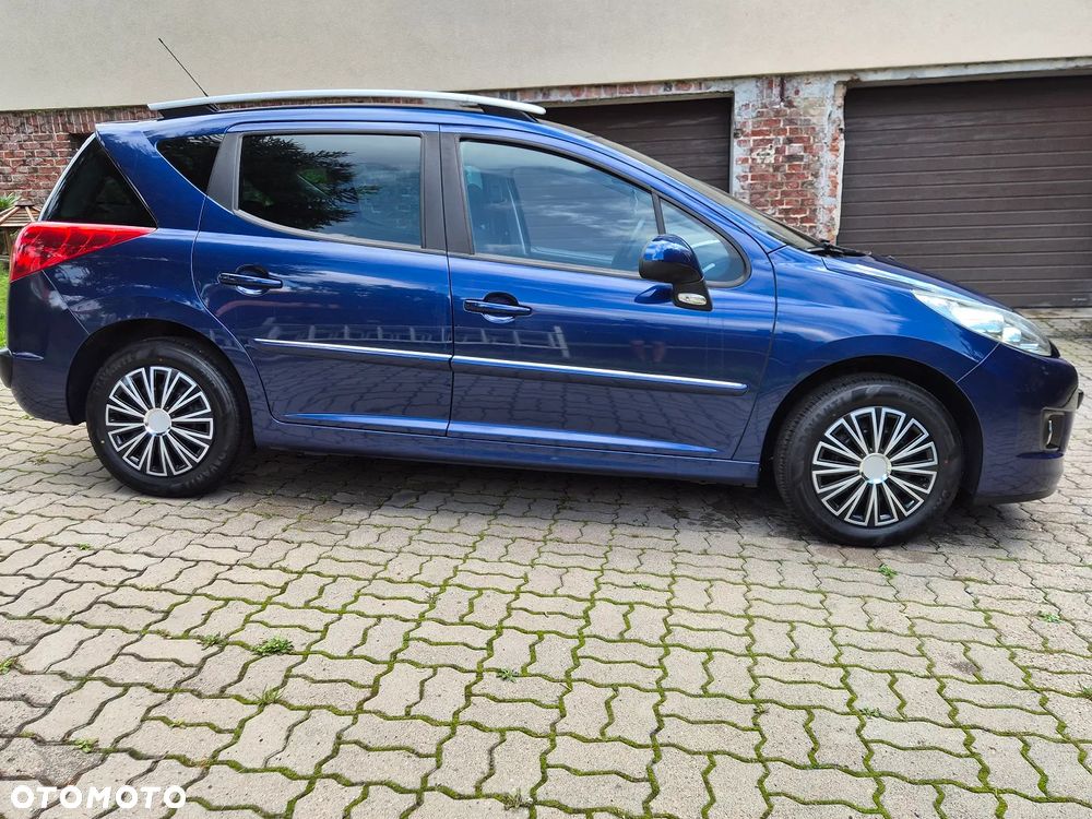 Peugeot 207 - 3