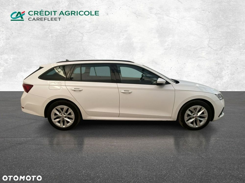 Skoda Octavia 2023 photo 4