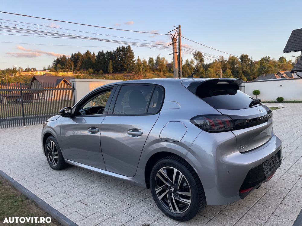 Peugeot 208 1.2 L PureTech STT EAT8 Active Pack - 16