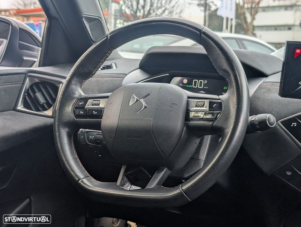 DS DS3 Crossback E-TENSE PERFORMANCE LINE + - 15