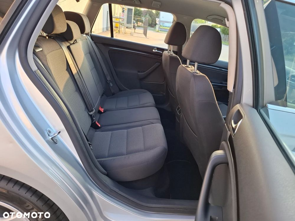 Volkswagen Golf 1.4 TSI Team - 27