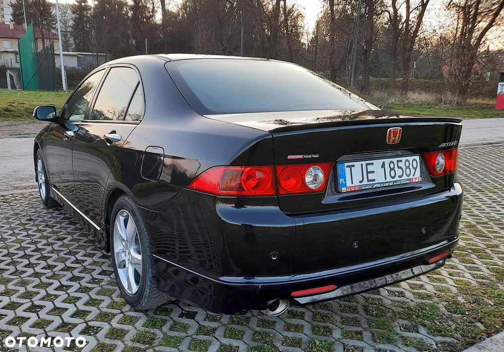 Honda Accord 2.0 Executive - 15