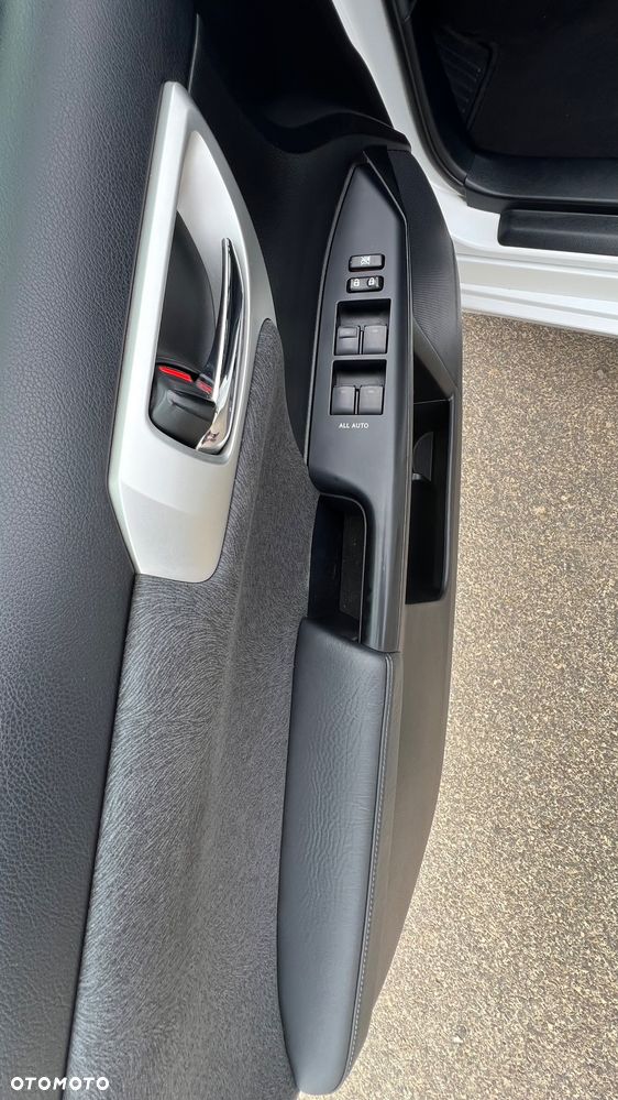Lexus CT - 11