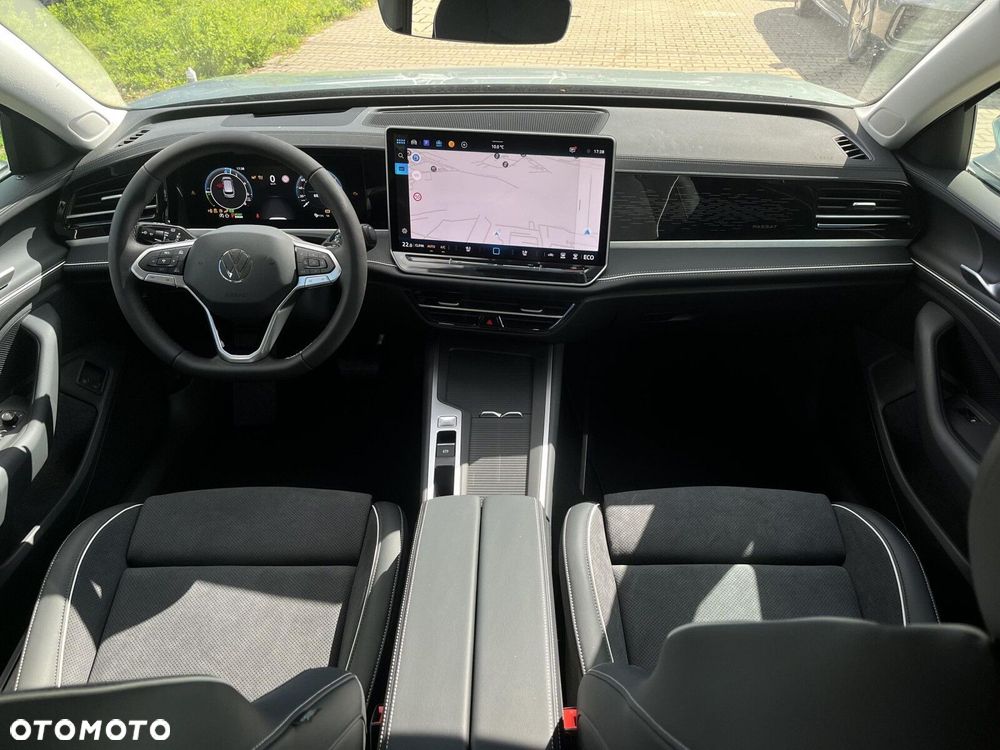 Volkswagen Passat - 24