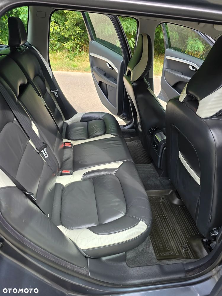 Volvo V70 2.0T Powershift RDesign - 23