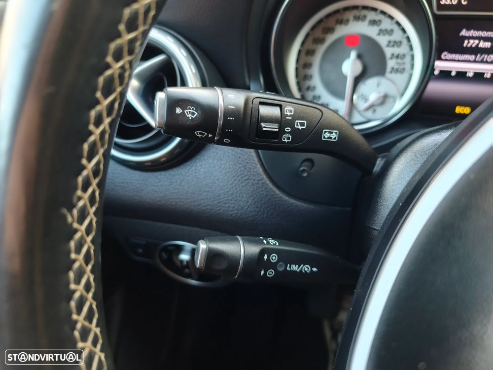 Mercedes-Benz GLA 200 (CDI) d Urban - 28