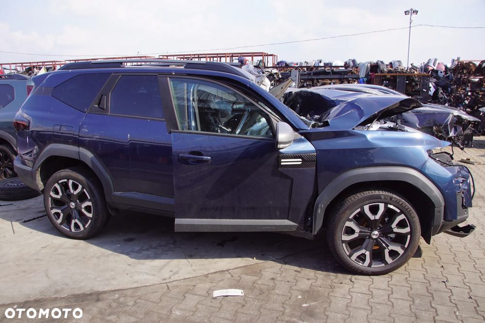 Auto na części - Dacia Bigster 1.8 Hybrid H5P260 DB1 TERRQ 2025R Silnik Skrzynia Drzwi Klapa Zderzak Błotnik Szyba Klamka Lampa Sterownik Moduł Czujnik Licznik Panel - 2