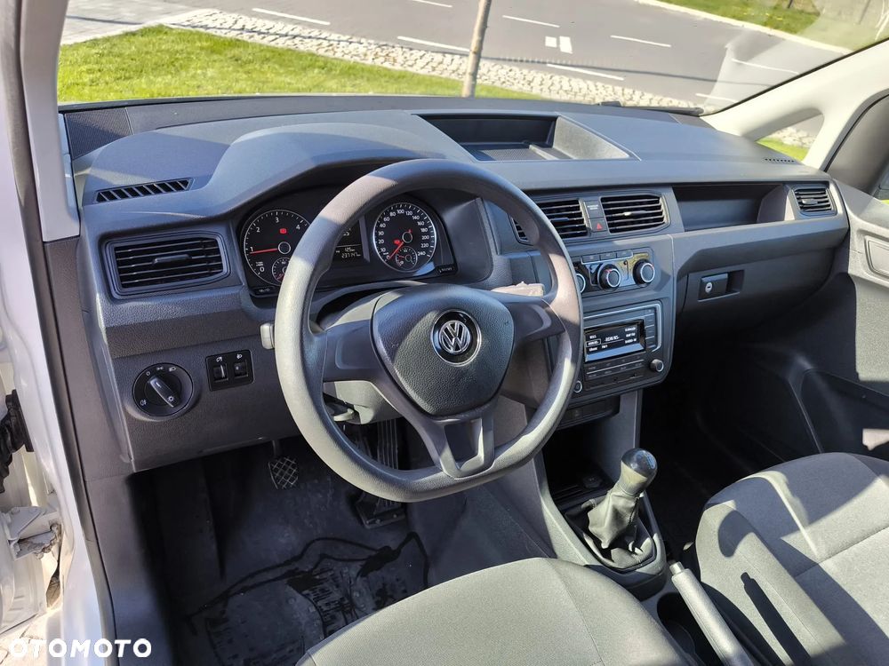 Volkswagen Caddy - 9