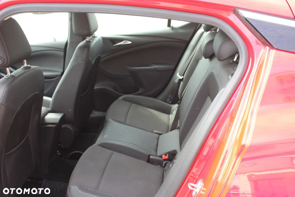 Opel Astra - 16