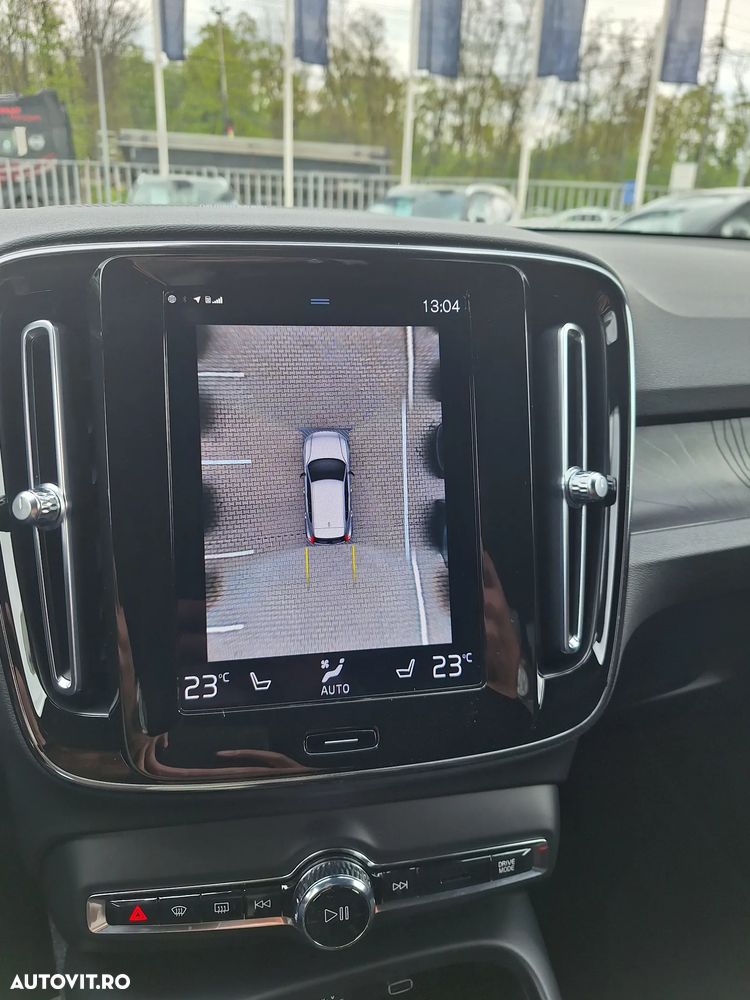 Volvo XC 40 Recharge T5 Twin Engine AT7 R-Design - 10