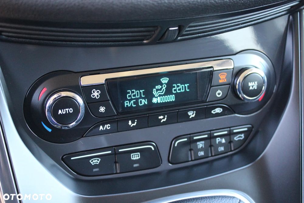 Ford Kuga 2.0 TDCi 4x4 Titanium - 31