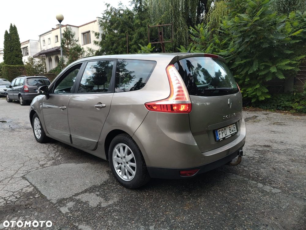 Renault Grand Scenic - 3