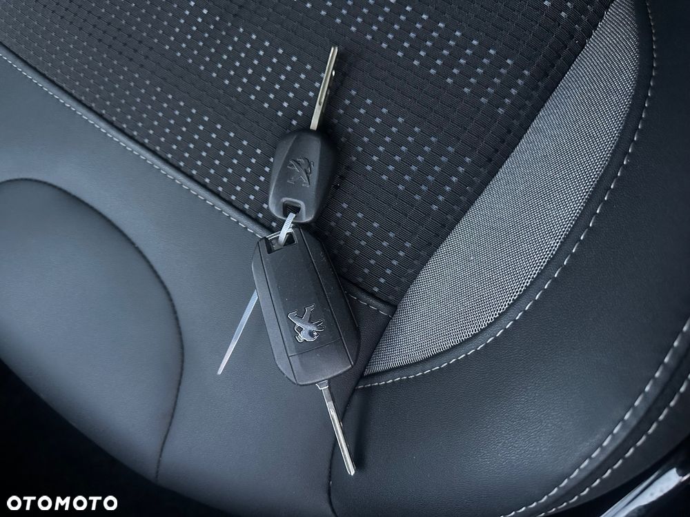 Peugeot 2008 BlueHDi FAP 120 STOP & START Allure - 34