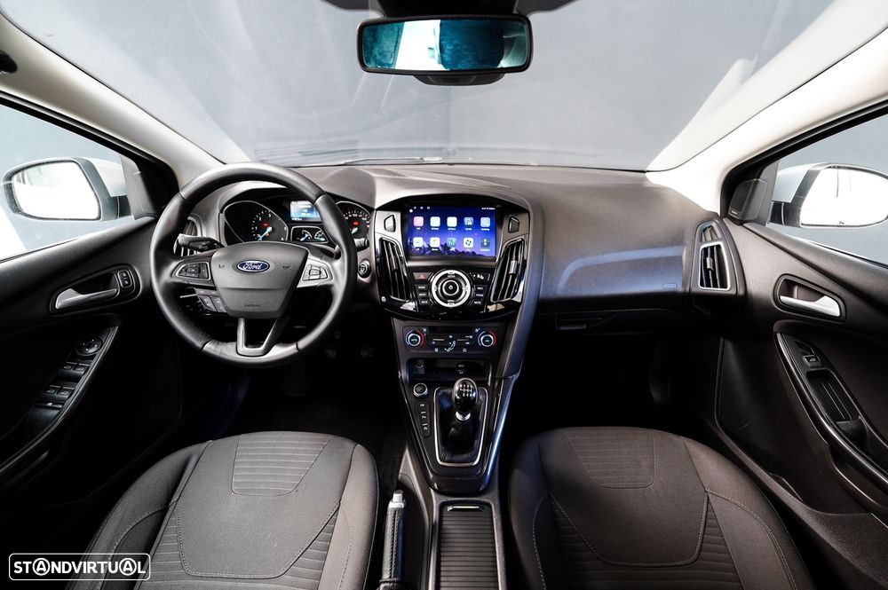 Ford Focus SW 1.5 TDCi EcoBlue Connected - 10