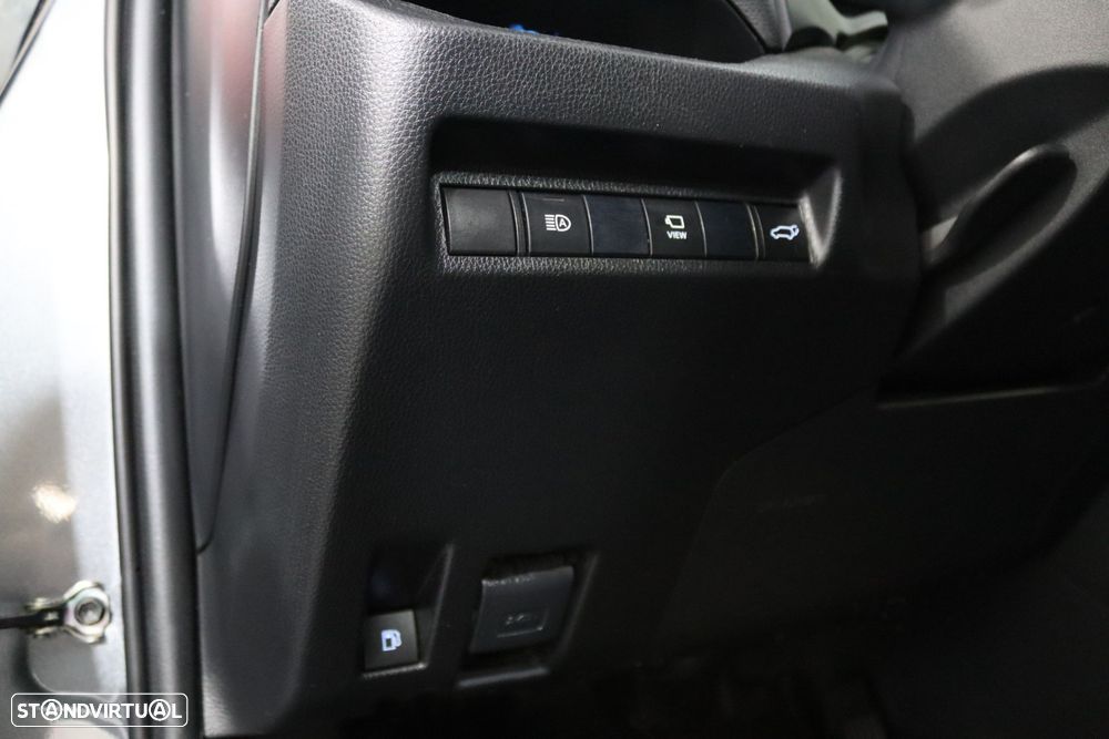 Toyota RAV4 2.5 HDF Exclusive - 11