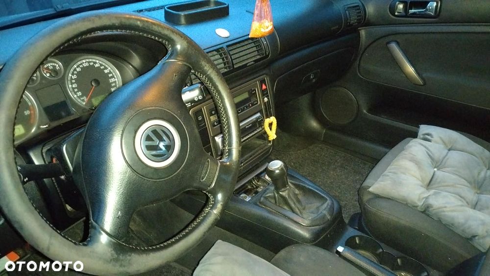 Volkswagen Passat 1.9 TDI Basis - 3