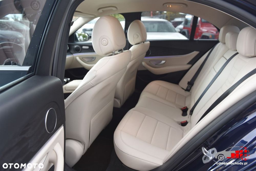 Mercedes-Benz Klasa E - 14