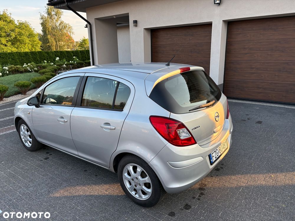Opel Corsa 1.4 16V Edition - 23