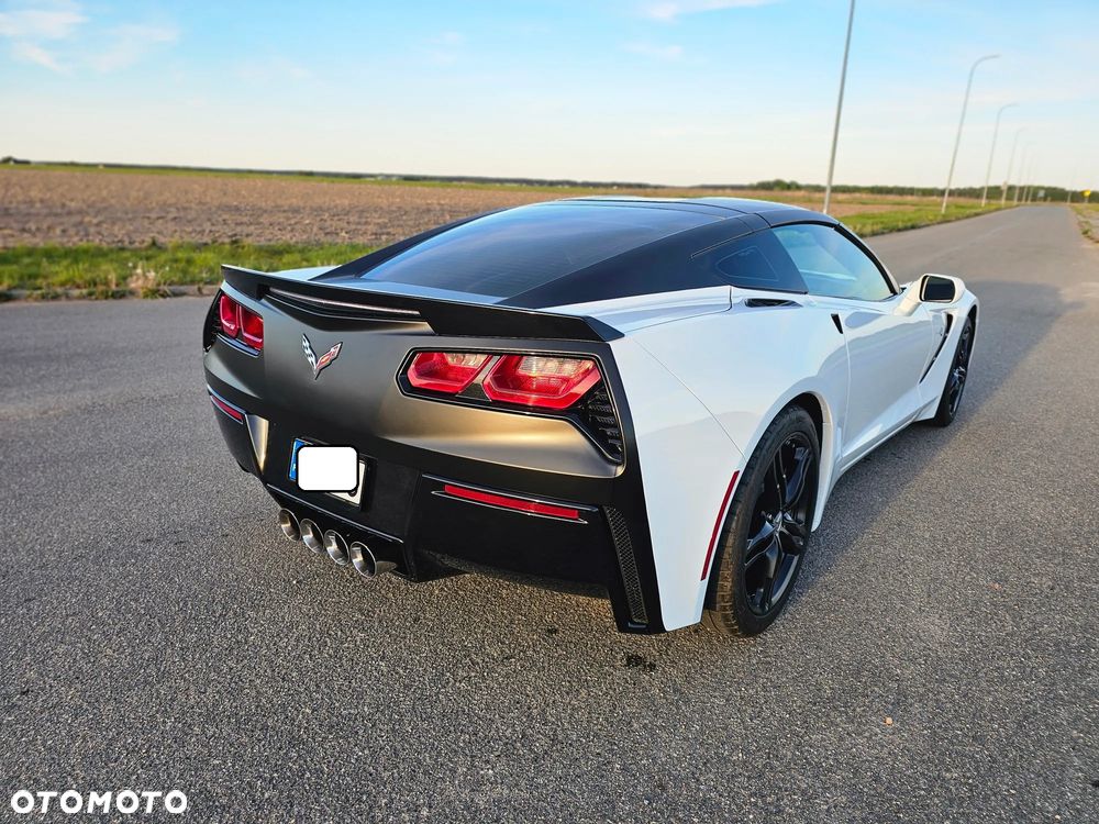 Chevrolet Corvette - 5