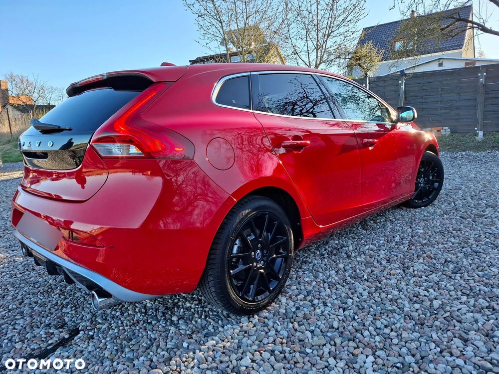 Volvo V40 D4 RDesign - 1