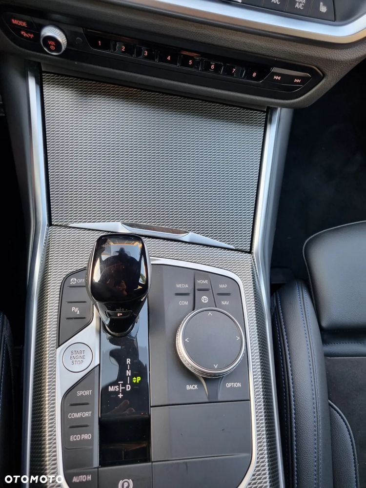 BMW Seria 3 320d xDrive M Sport Sport - 16