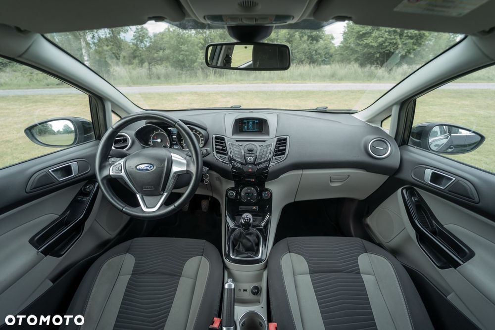 Ford Fiesta - 7