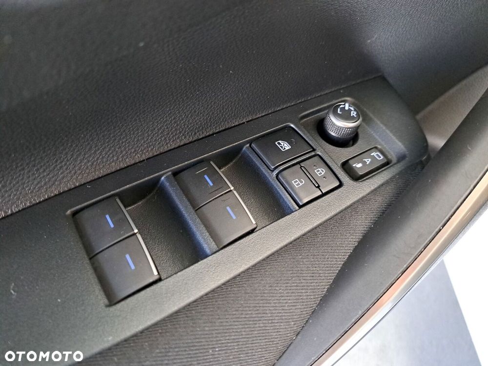 Toyota Corolla - 36