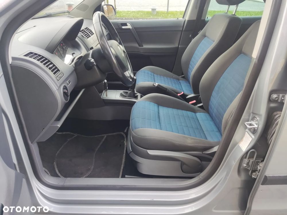 Volkswagen Polo 1.2 Tour Edition - 20