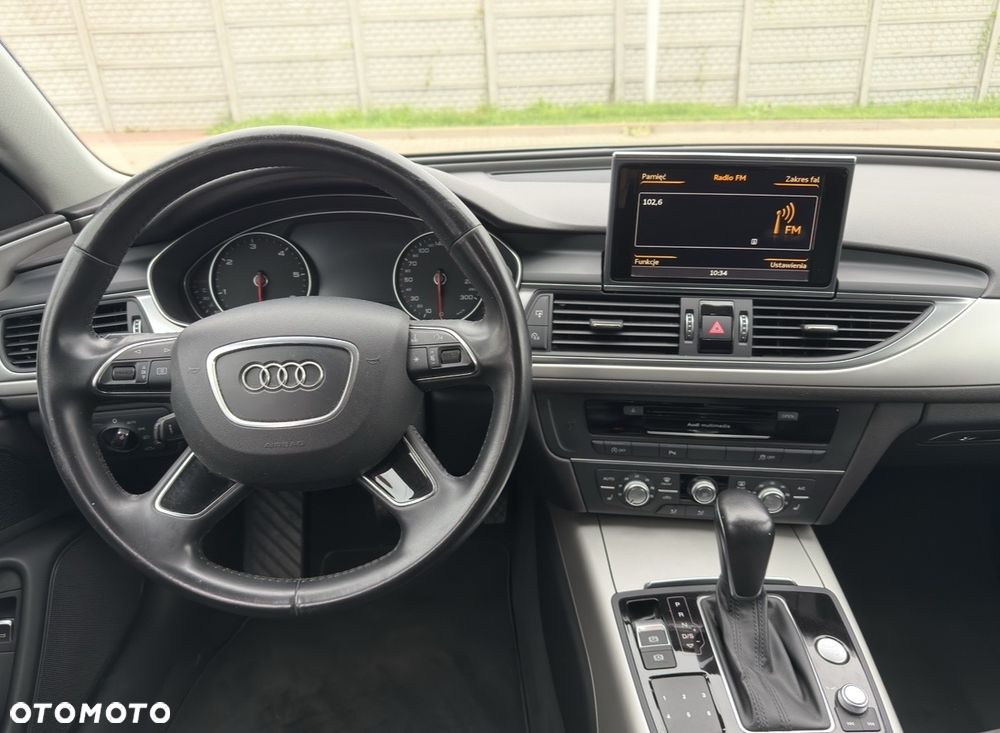 Audi A6 Avant 2.0 TDI Ultra S tronic - 13