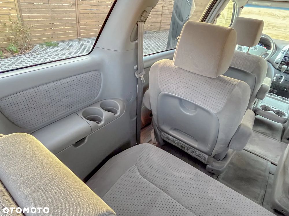 Toyota Sienna - 27