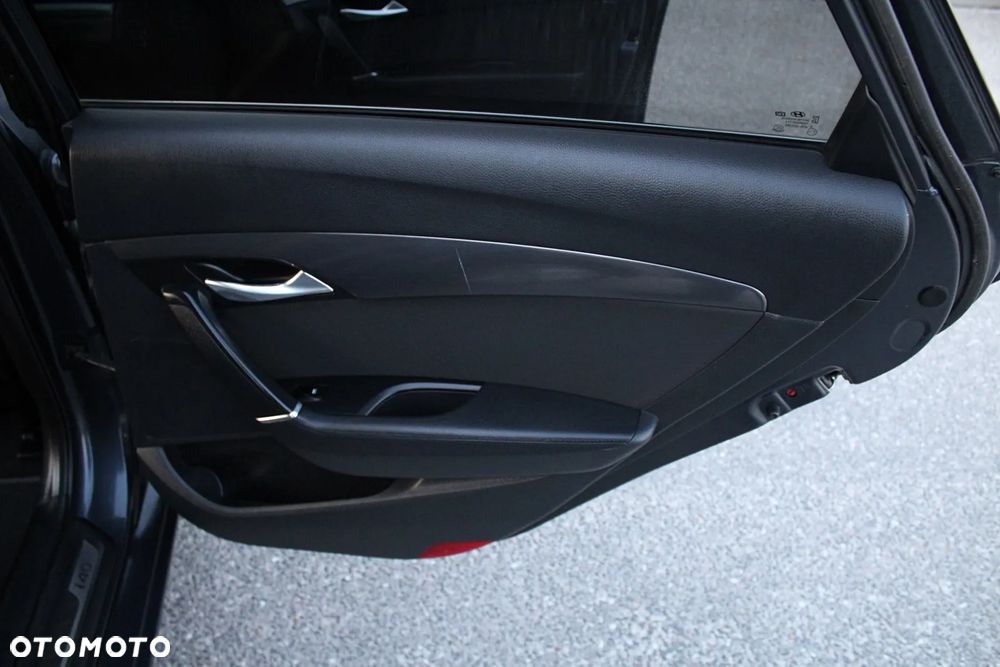 Hyundai i40 Kombi 1.7 CRDi Premium - 27