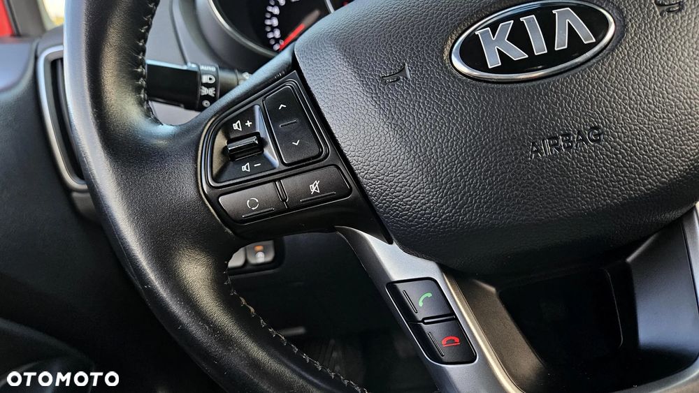Kia Rio 1.4 Dream-Team Edition - 32