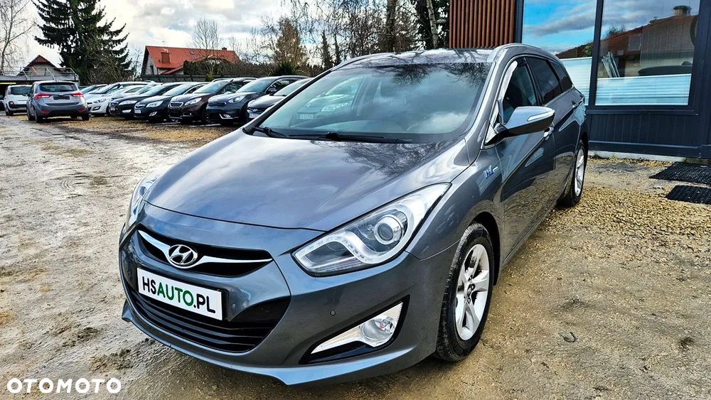 Hyundai i40 Kombi blue 1.6 Family+ - 2