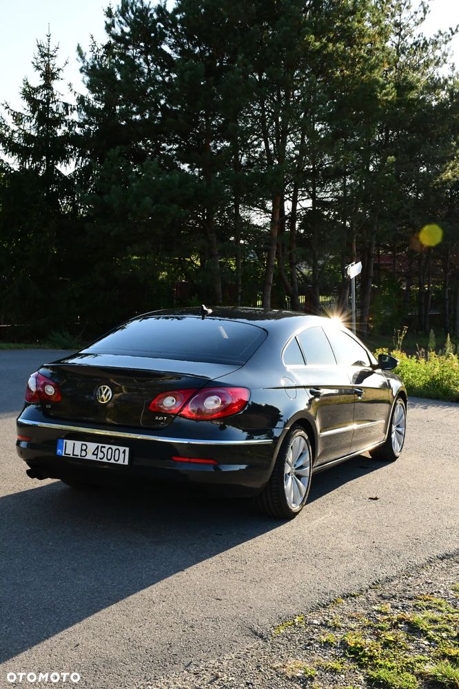 Volkswagen Passat CC - 11