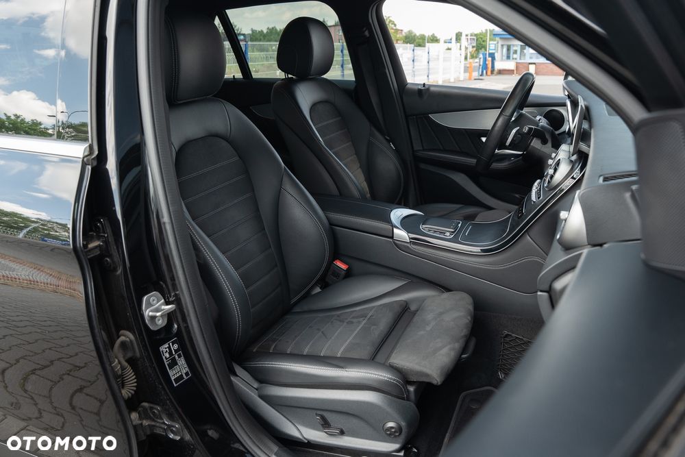 Mercedes-Benz GLC 220 d 4Matic 9G-TRONIC Edition AMG Line - 21