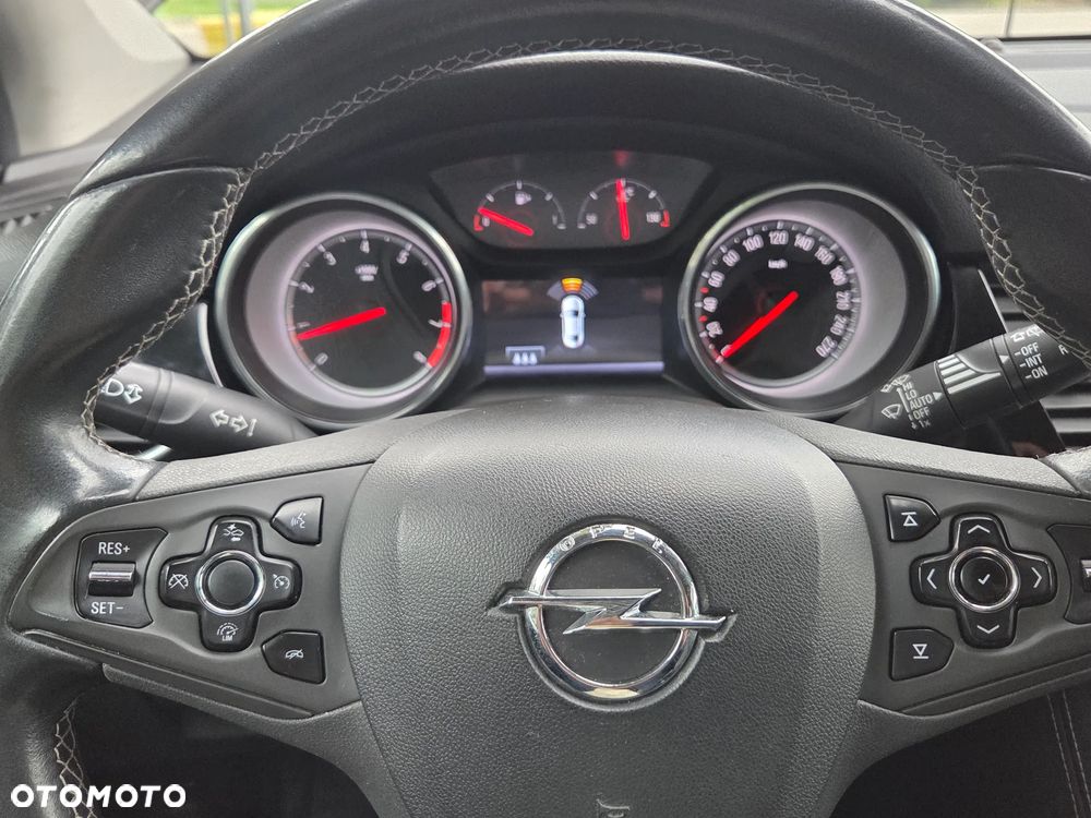 Opel Astra V 1.4 T Elite S&S - 11