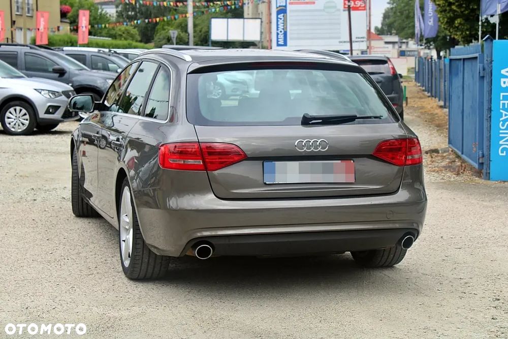 Audi A4 Avant - 7