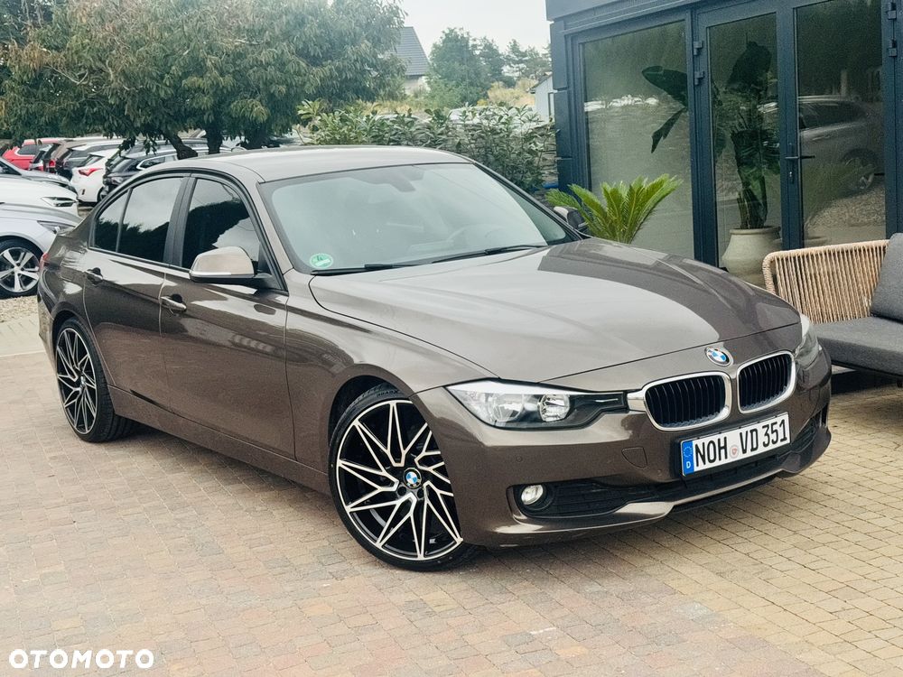 BMW Seria 3 316d DPF Edition Exclusive - 34
