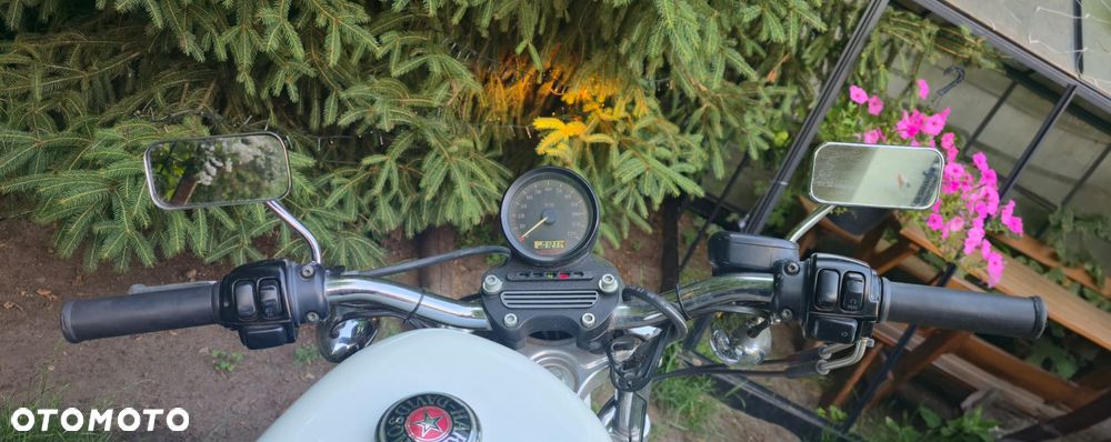 Harley-Davidson Sportster - 3