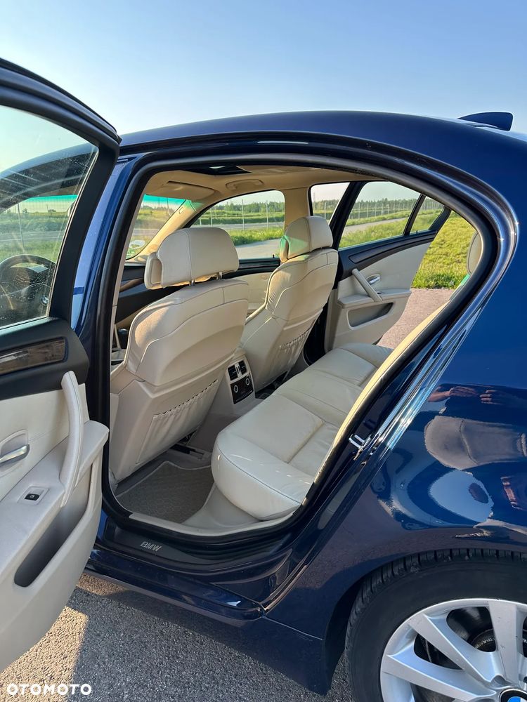 BMW Seria 5 523i Edition Lifestyle - 10