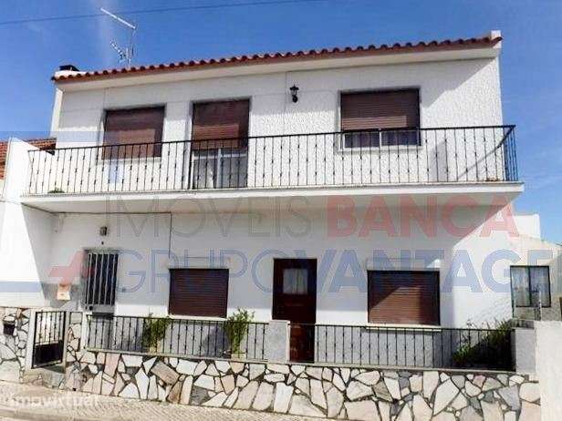 Apartamento T2 em Vila Nova da Rainha - Grande imagem: 2/25